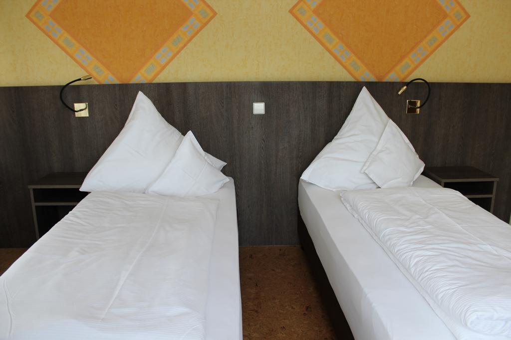 Hotel Gasthof Roessle Rottenburg am Neckar Luaran gambar